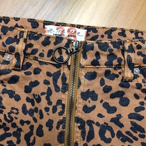 We The Free Leopard Skirt Size 28